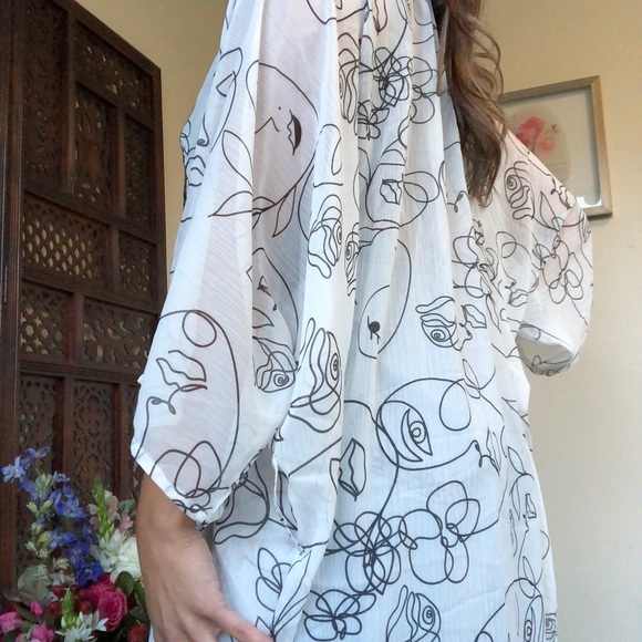 Longline Kimono Beach Cover-Up with Geometric Metallic Trim (Sukiso) - Picture 5 of 13